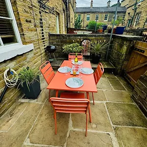 Beautiful, Relaxing In Saltaire